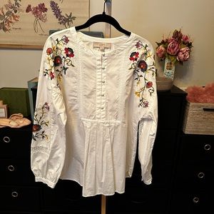 LOFT embroidered floral tunic blouse. Size M. Perfect condition.